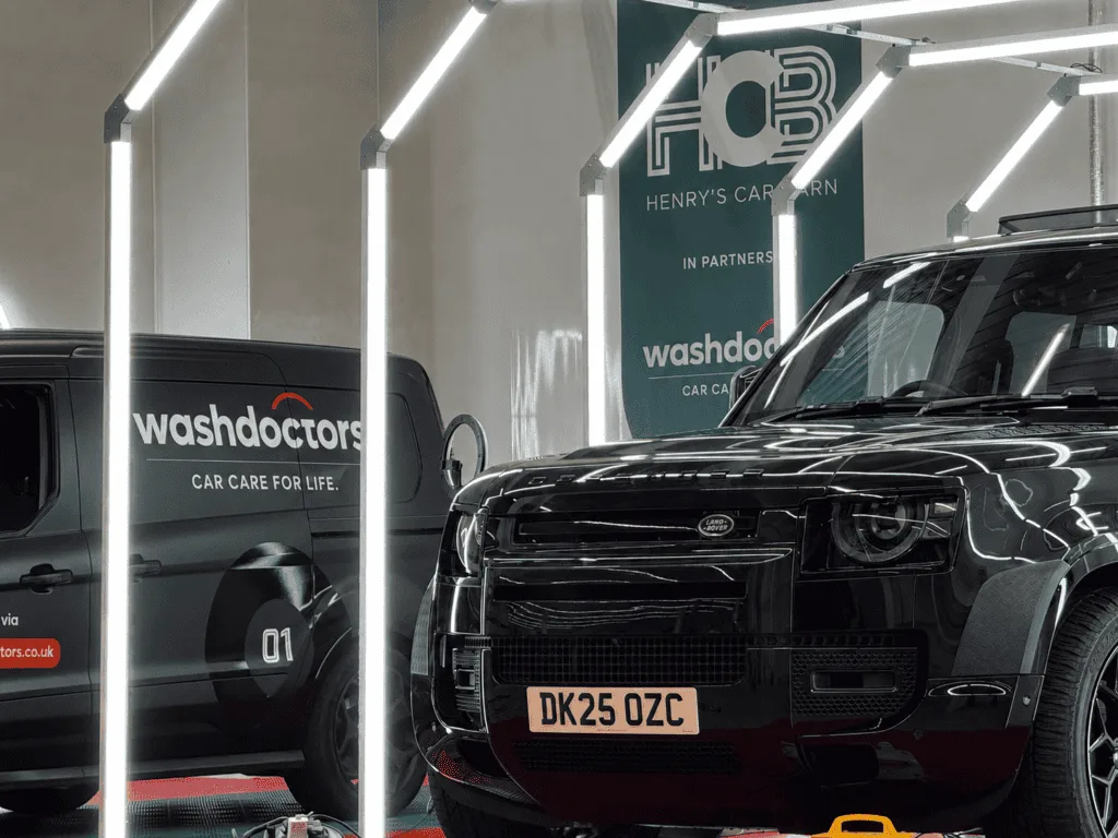 Black Signature - Defender 110